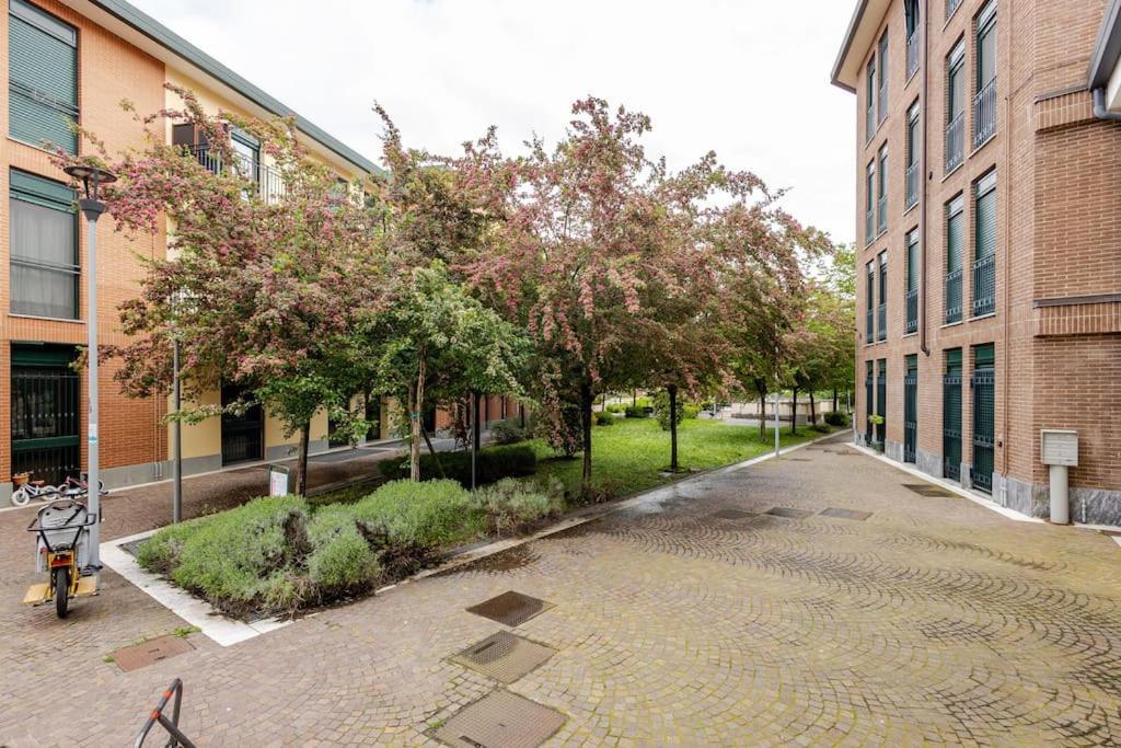 Апартаменты Urban House - Exclusive Park House Navigli Milan Center Экстерьер фото